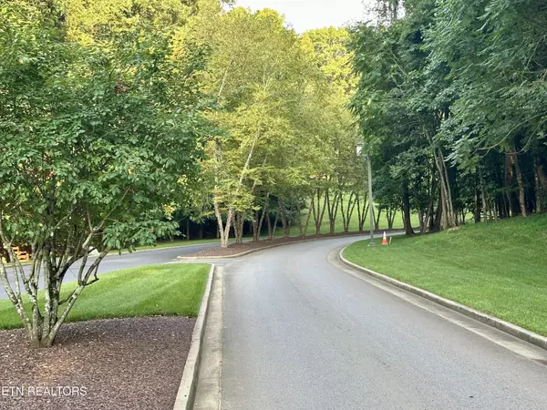 Loudon, TN 37774,551 Firefly Drive