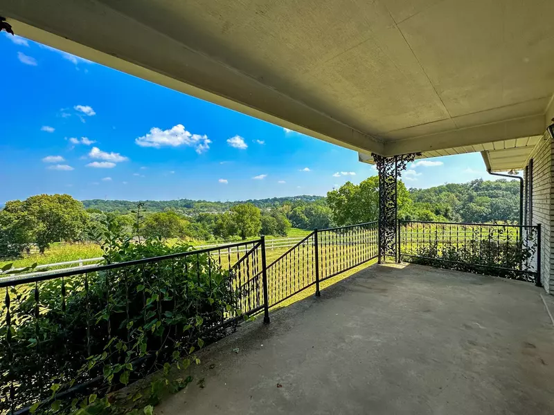 1285 Lowes Lane, Goodlettsville, TN 37072