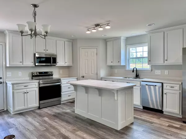 Lawrenceburg, TN 38464,1122 Brannon Rd