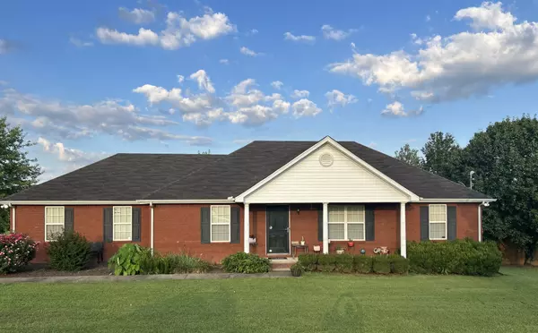 1040 Auldridge Dr, Christiana, TN 37037