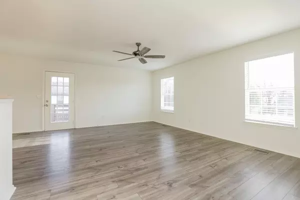 Columbia, TN 38401,100 Dalya Ln
