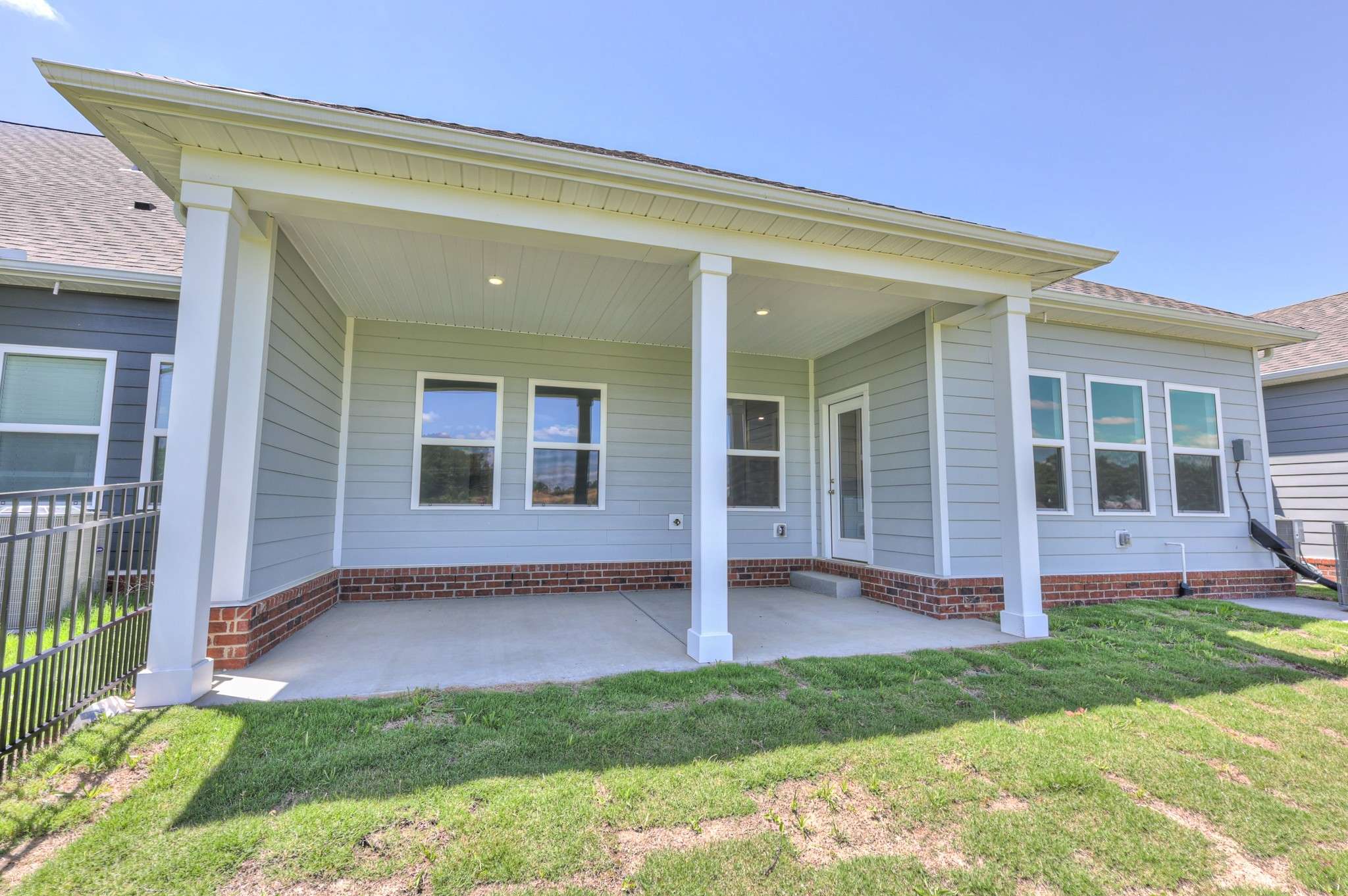 White House, TN 37188,405 Charlie Place