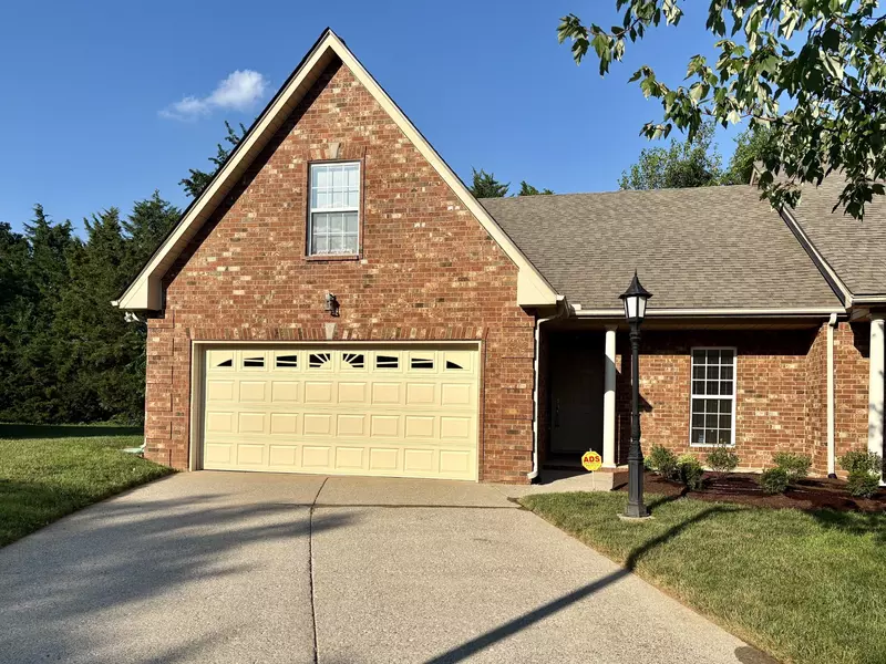 2303 Keegan Dr, Murfreesboro, TN 37130