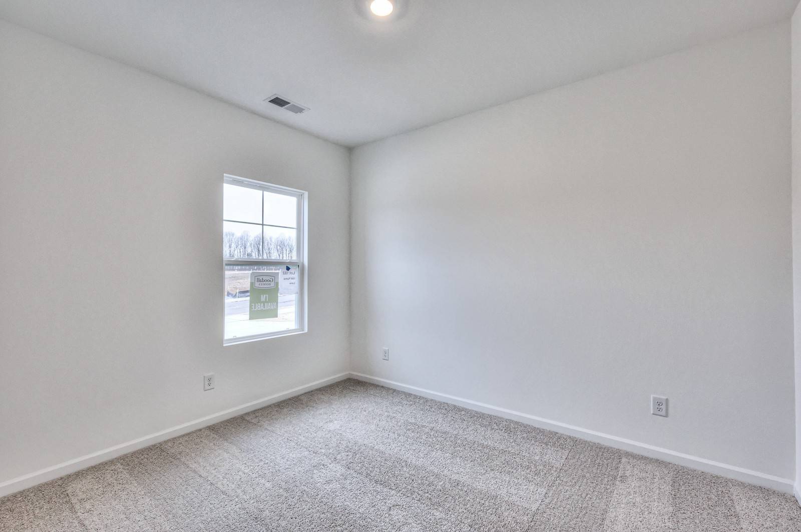 White House, TN 37188,1587 Yuma Lane