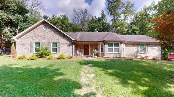 Mount Juliet, TN 37122,208 Parallel Pl