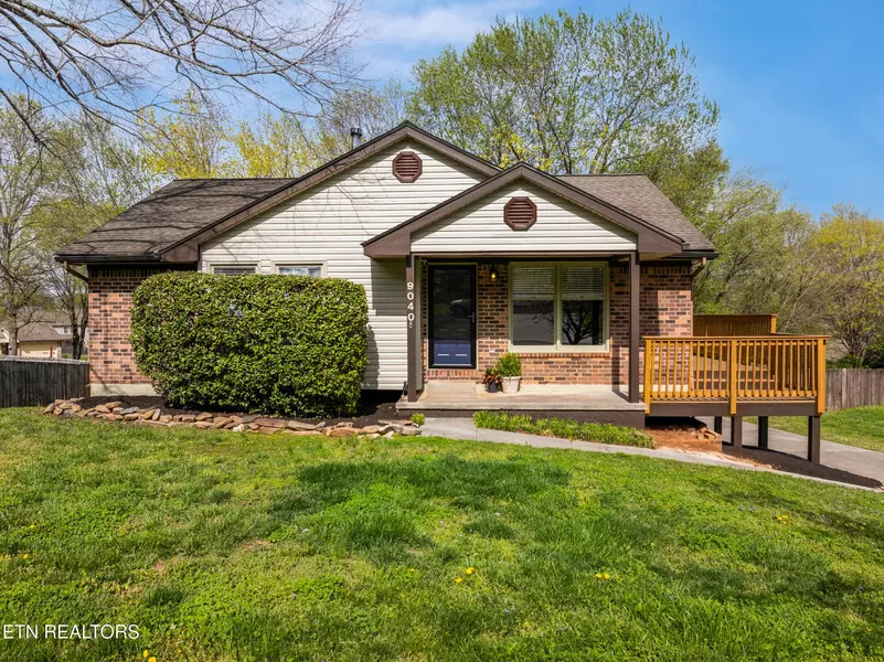 9040 Highbridge Drive, Knoxville, TN 37922