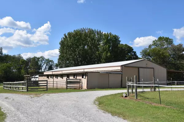 Jackson, TN 38305,115 Spring Creek Law Rd