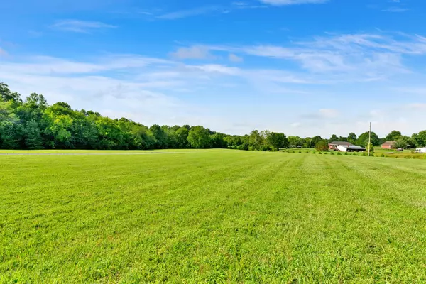 Bethpage, TN 37022,3340 Highway 52 #E