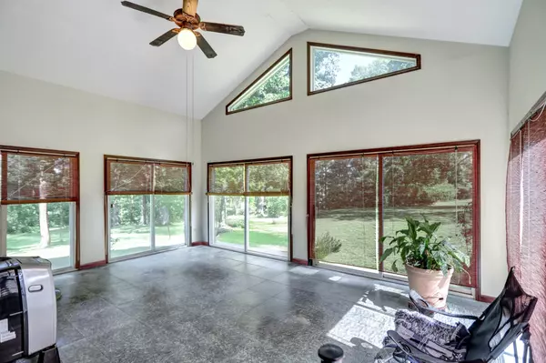 Westmoreland, TN 37186,1122 Fairfield Rd