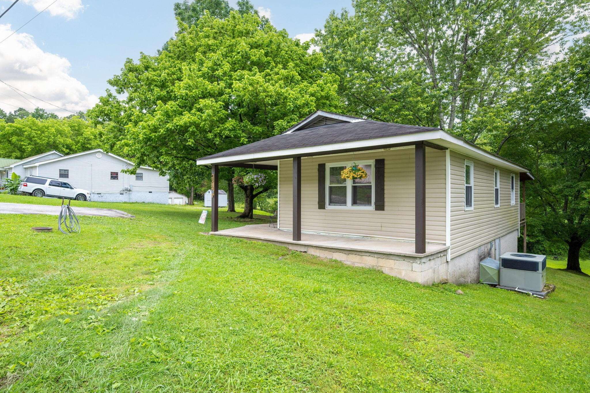 Ooltewah, TN 37363,4813 Blue Bell Avenue
