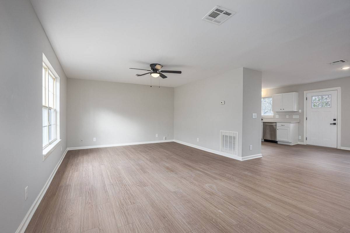 Nashville, TN 37214,3317B Niagara Dr #B