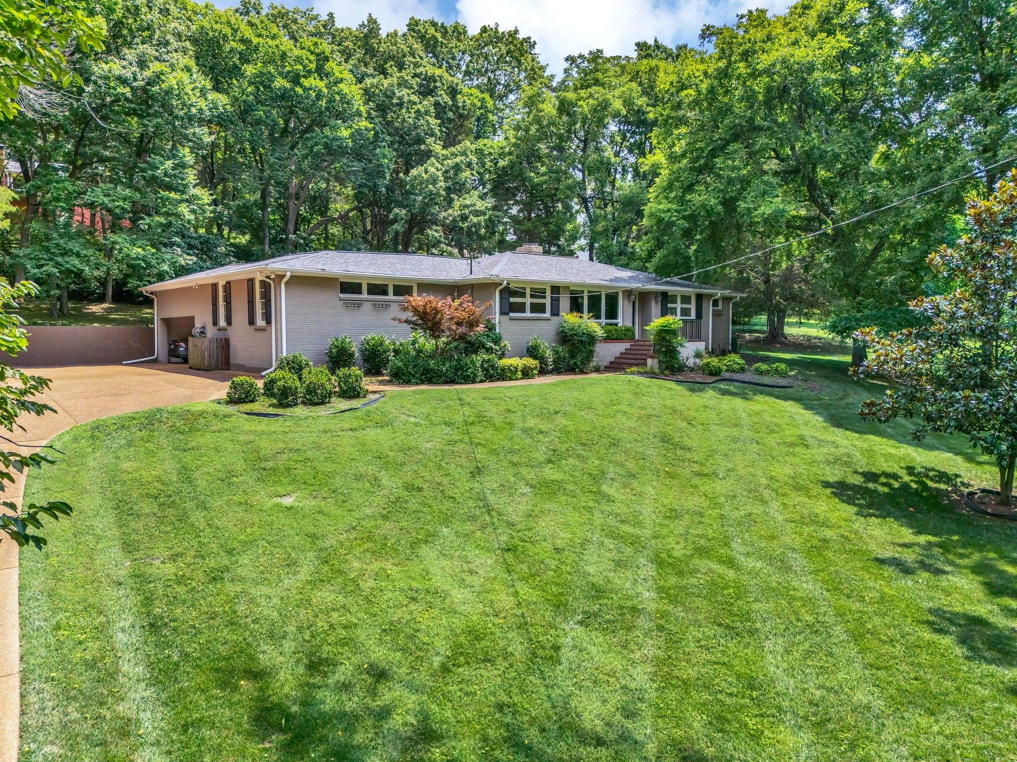 Nashville, TN 37215,1314 Burton Valley Rd