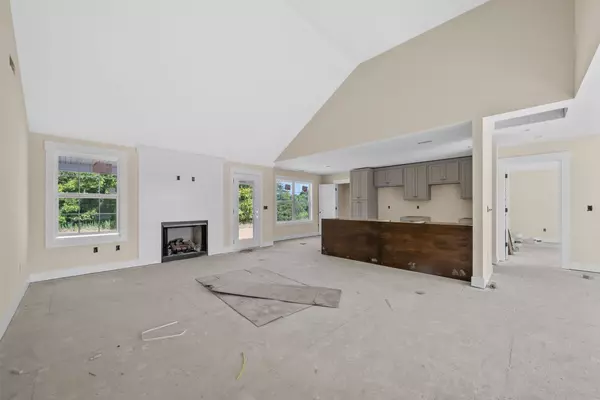 Cunningham, TN 37052,1988 Flats Road