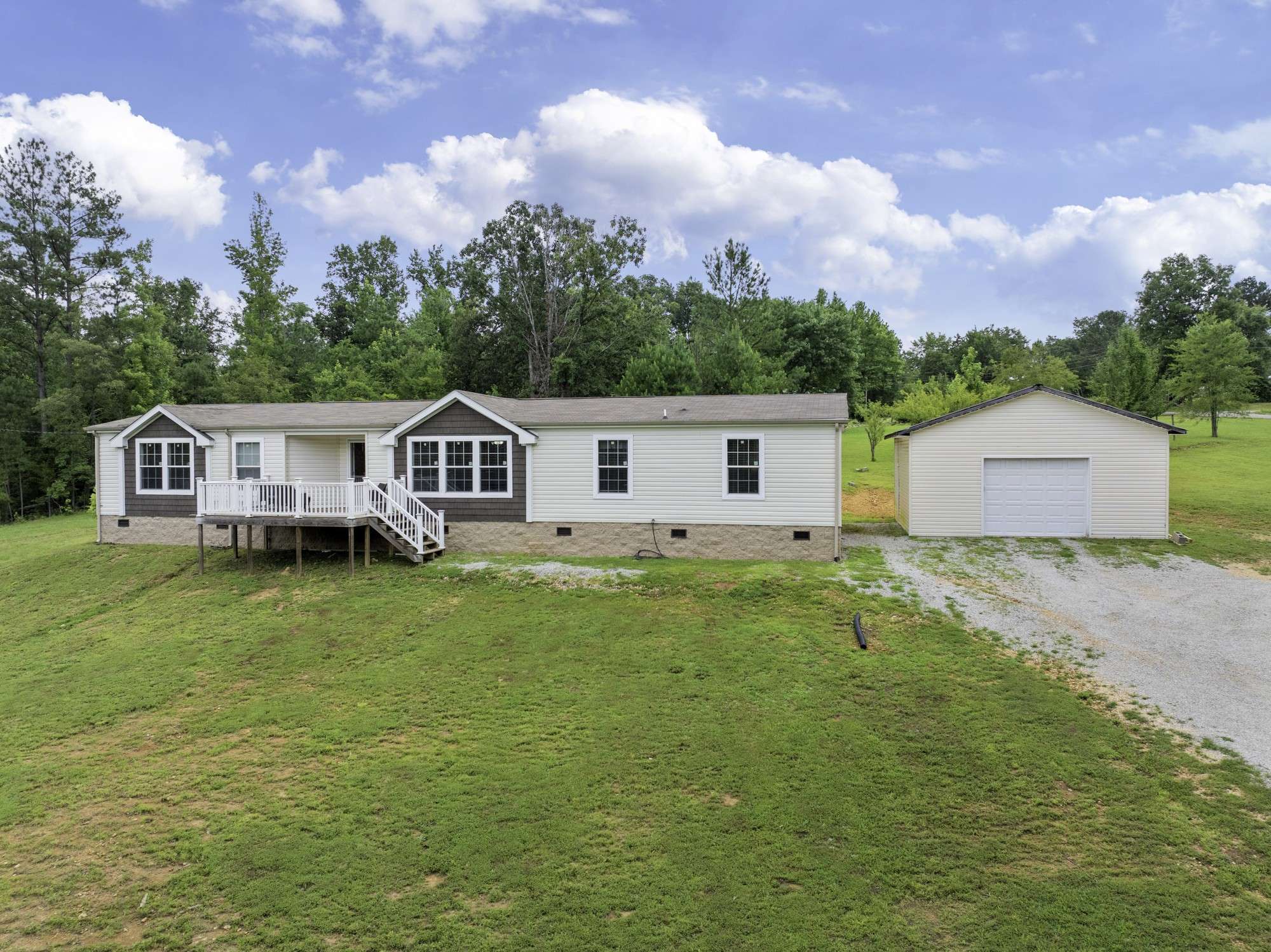 Parsons, TN 38363,195 Glen Rich Dr