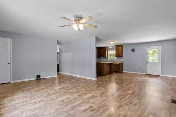 New Johnsonville, TN 37134,804 Herbert Cv