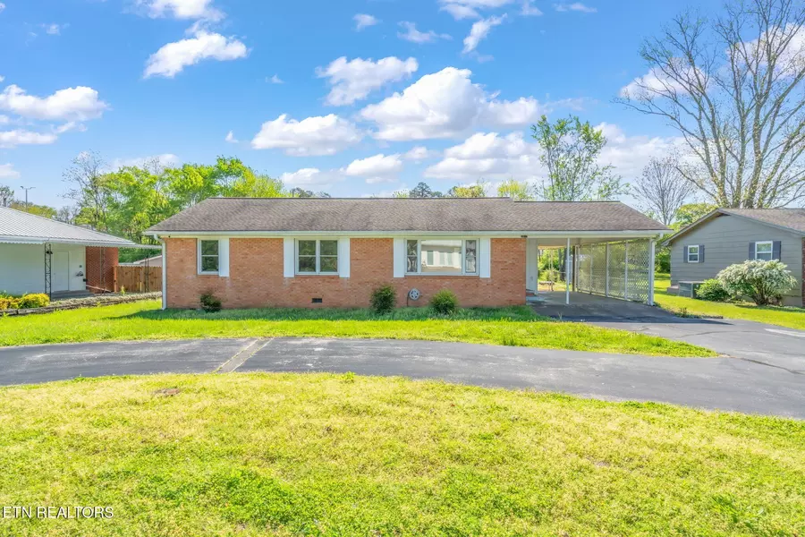 2812 Robert Ave, Maryville, TN 37804