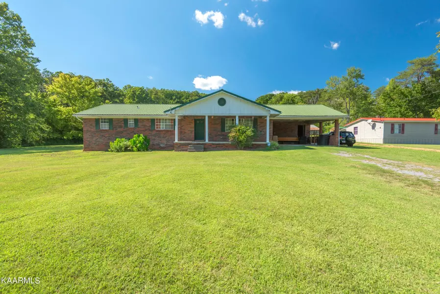 1921 Big Gully Rd, Maryville, TN 37801