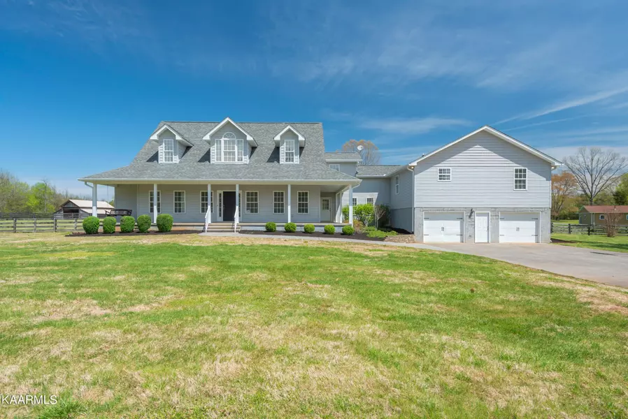 367 Cedar Crest Lane, Friendsville, TN 37737