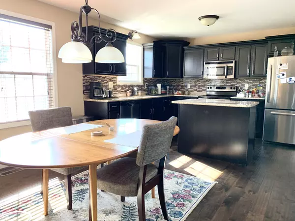 Clarksville, TN 37042,992 Dwight Eisenhower Way