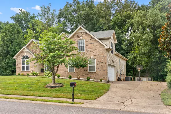 Adams, TN 37010,4392 Taylor Hall Ln