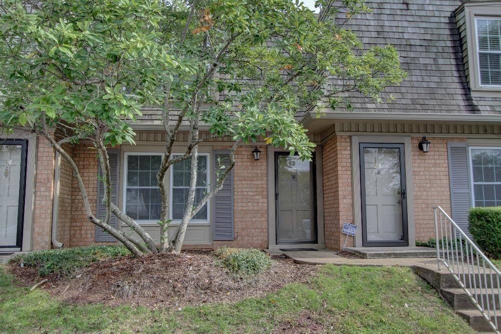 3000 Hillsboro Pike ##32, Nashville, TN 37215