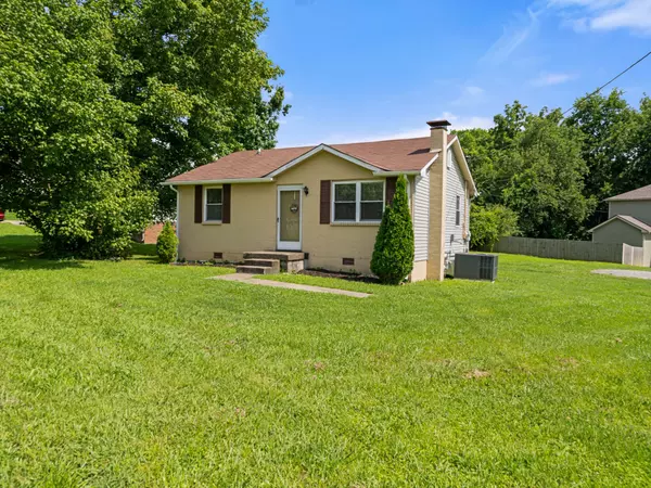 167 Plum St, Clarksville, TN 37042