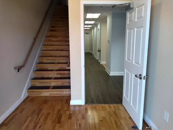 Franklin, TN 37064,311 S Royal Oaks Blvd #SE