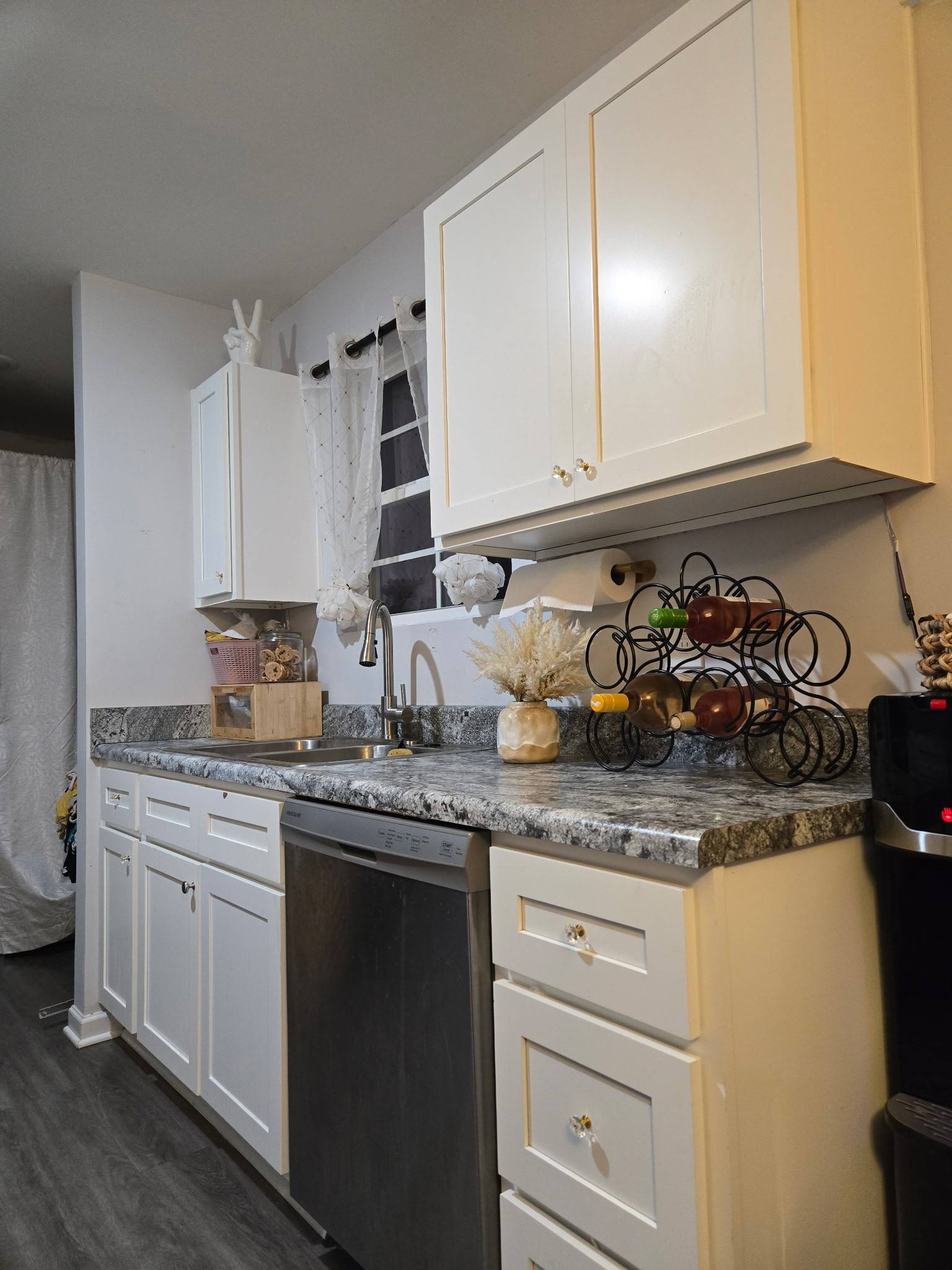 Mcminnville, TN 37110,484 Meadowbrook Dr
