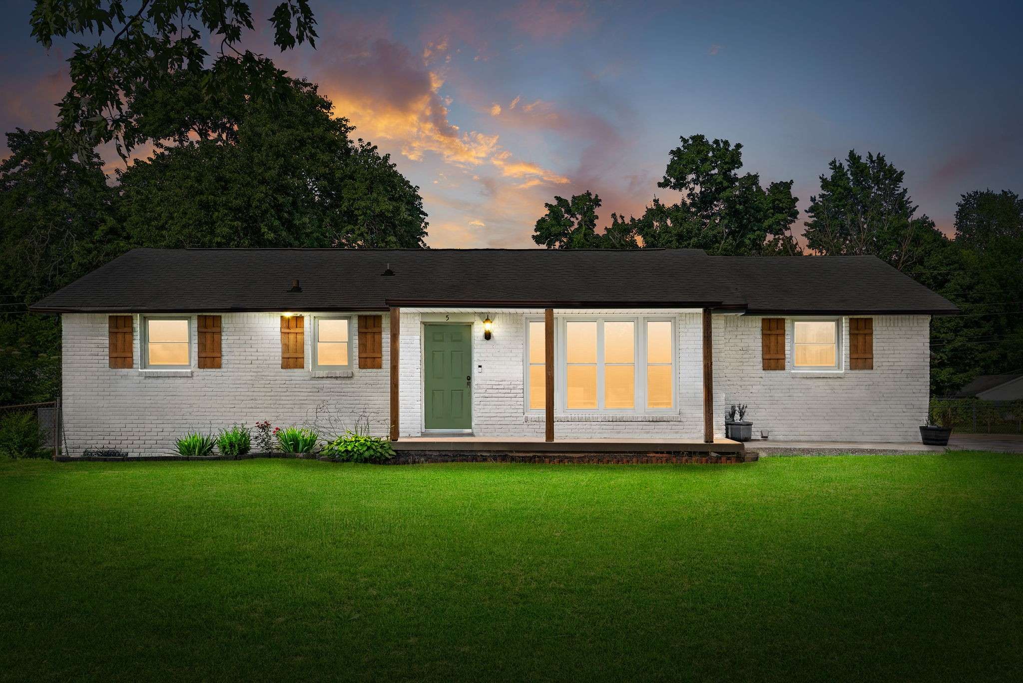 5 Strassbourg Rd, Clarksville, TN 37042