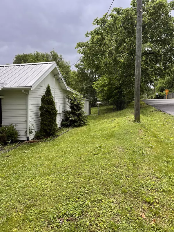 Nashville, TN 37216,700 Maplewood Ln