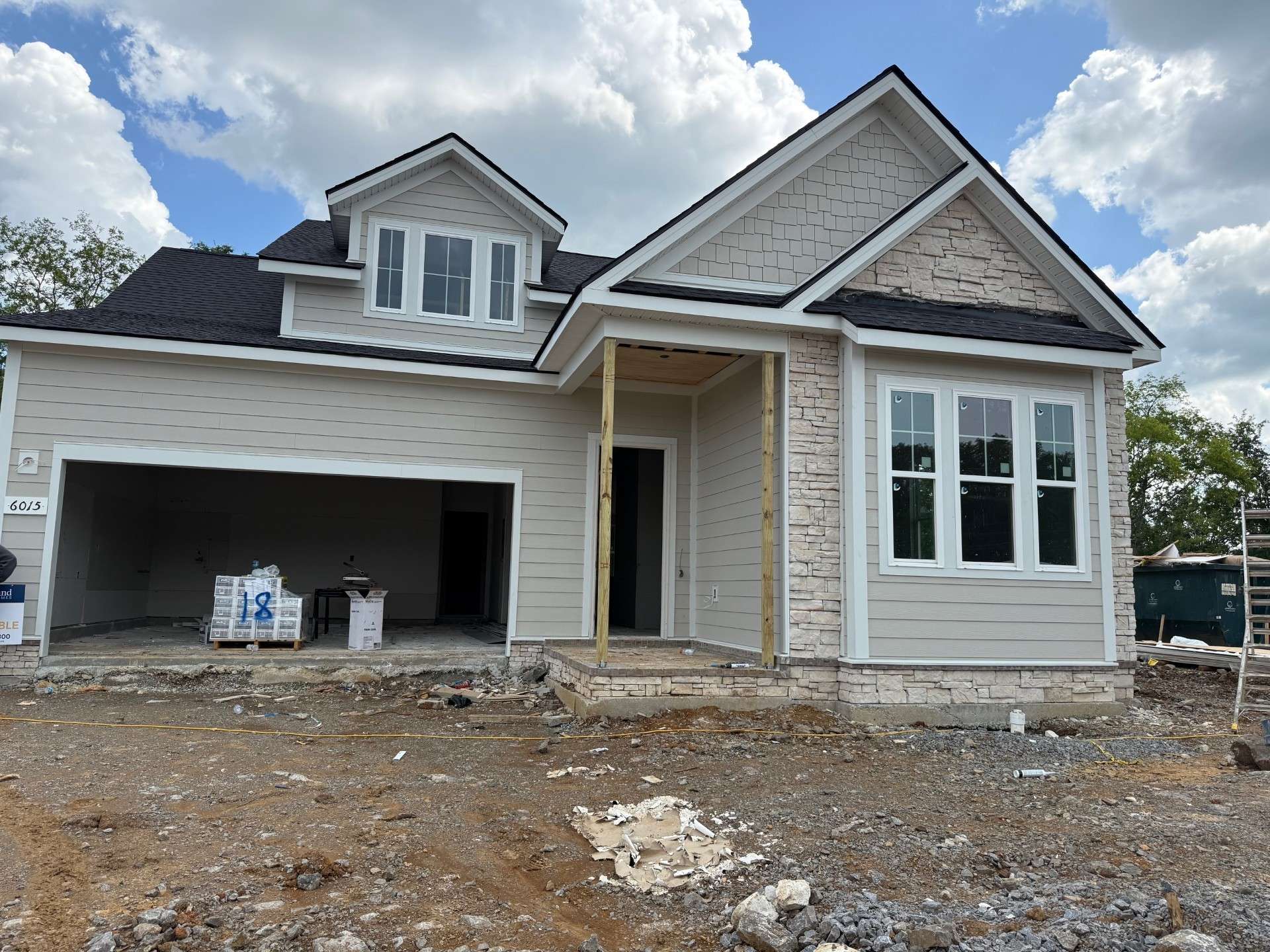 6015 Bloom St, Rockvale, TN 37153