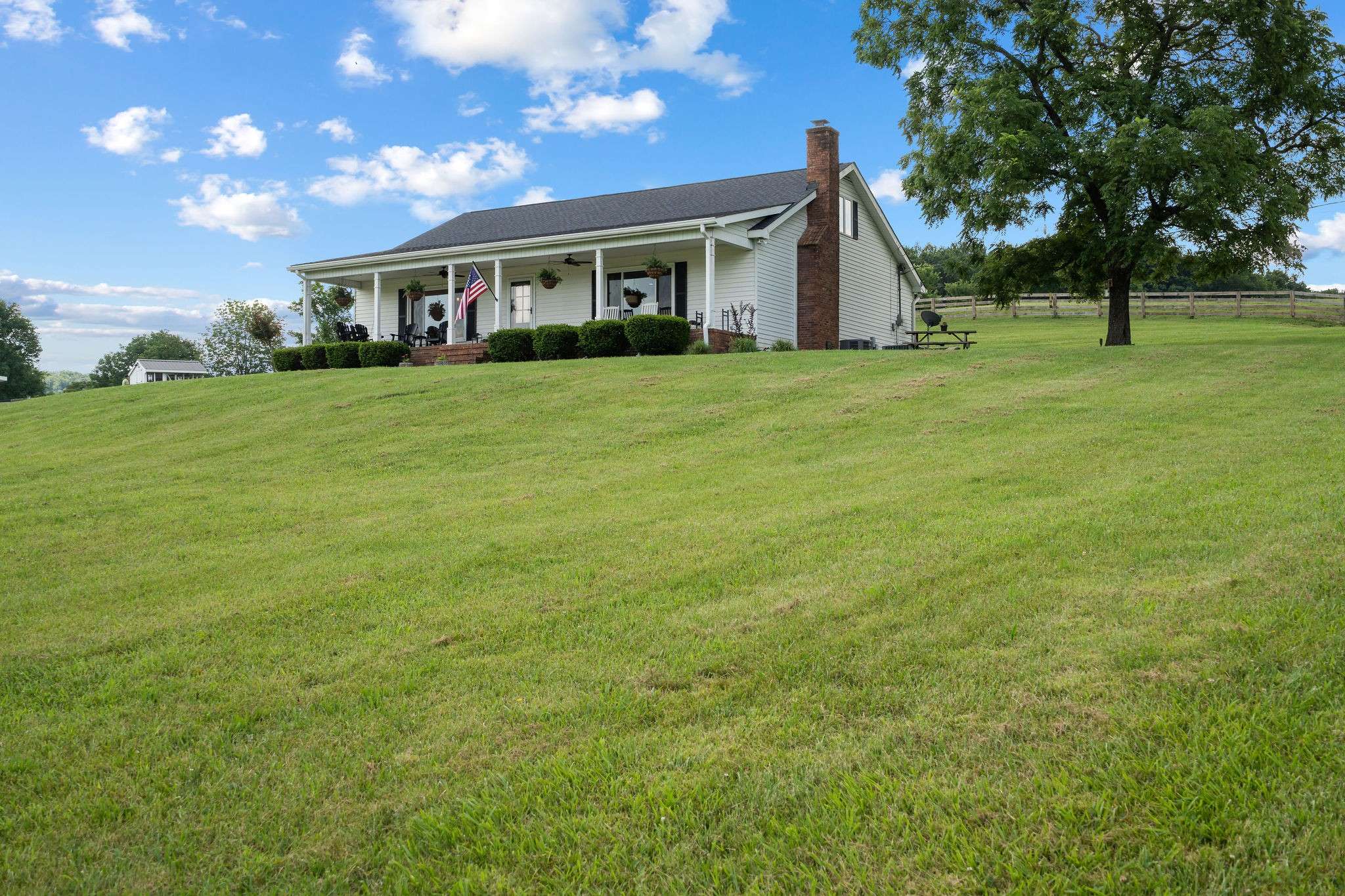 1999 Evergreen Rd, Thompsons Station, TN 37179
