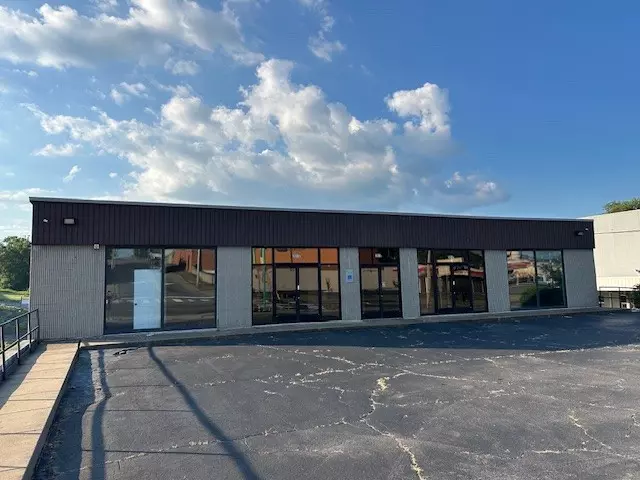 Clarksville, TN 37040,301 College St
