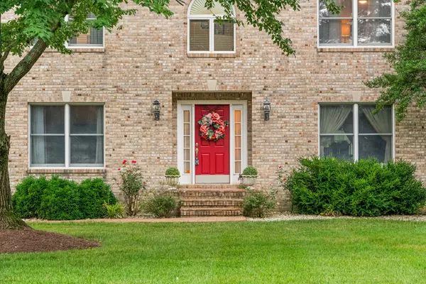 Hopkinsville, KY 42240,221 Fairfax Ave