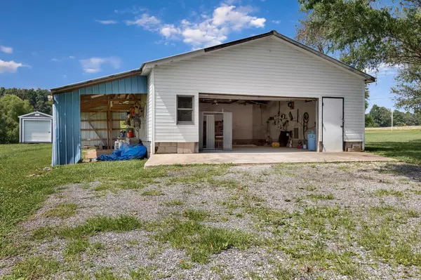 Cumberland Furnace, TN 37051,111 School St
