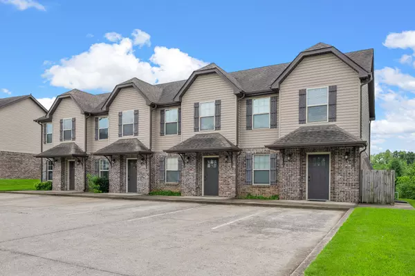 Clarksville, TN 37040,1761 Spring Water Drive #A