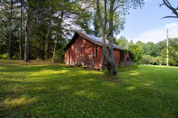White House, TN 37188,9262 Covington Rd