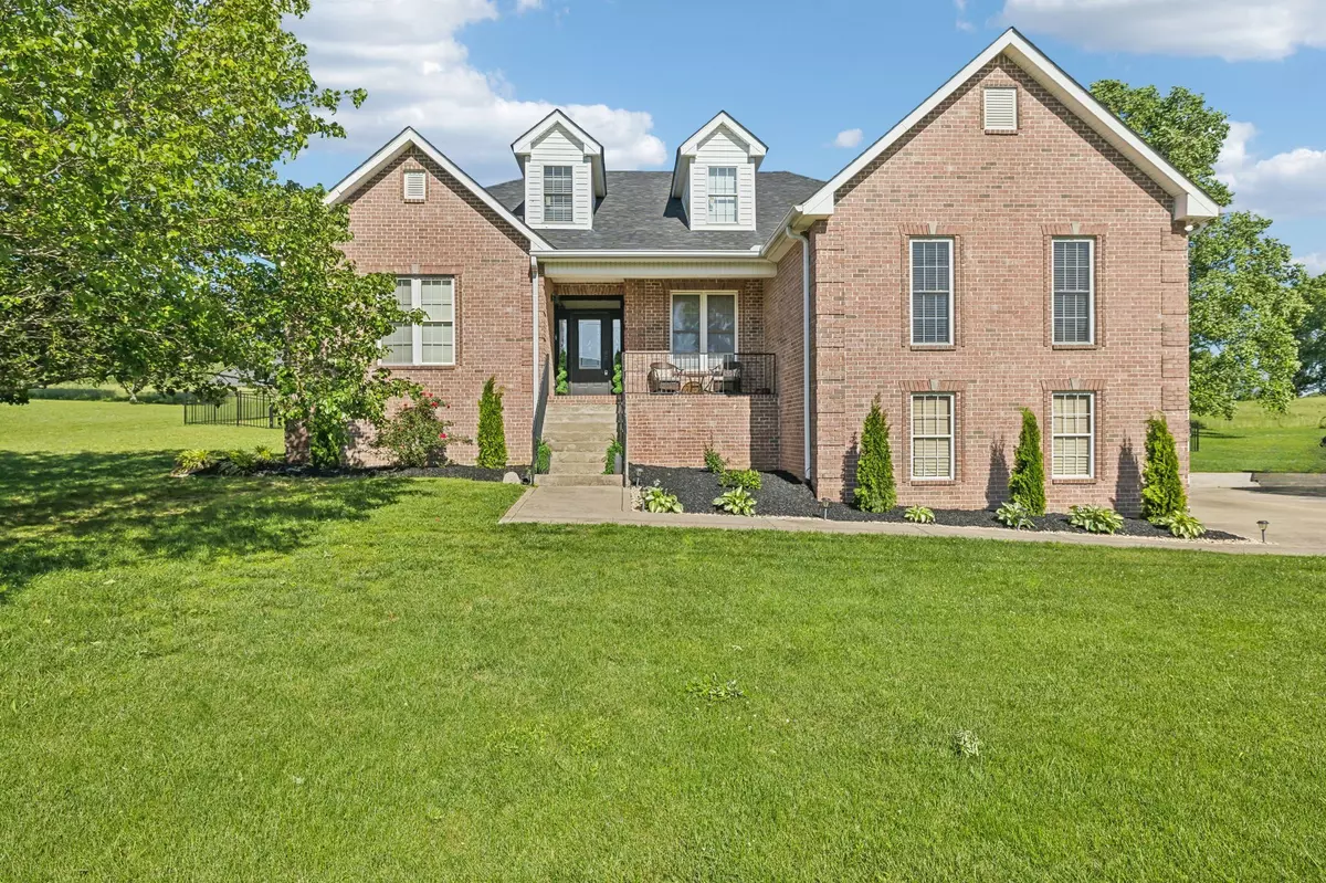 Greenbrier, TN 37073,1007 Fairways Dr