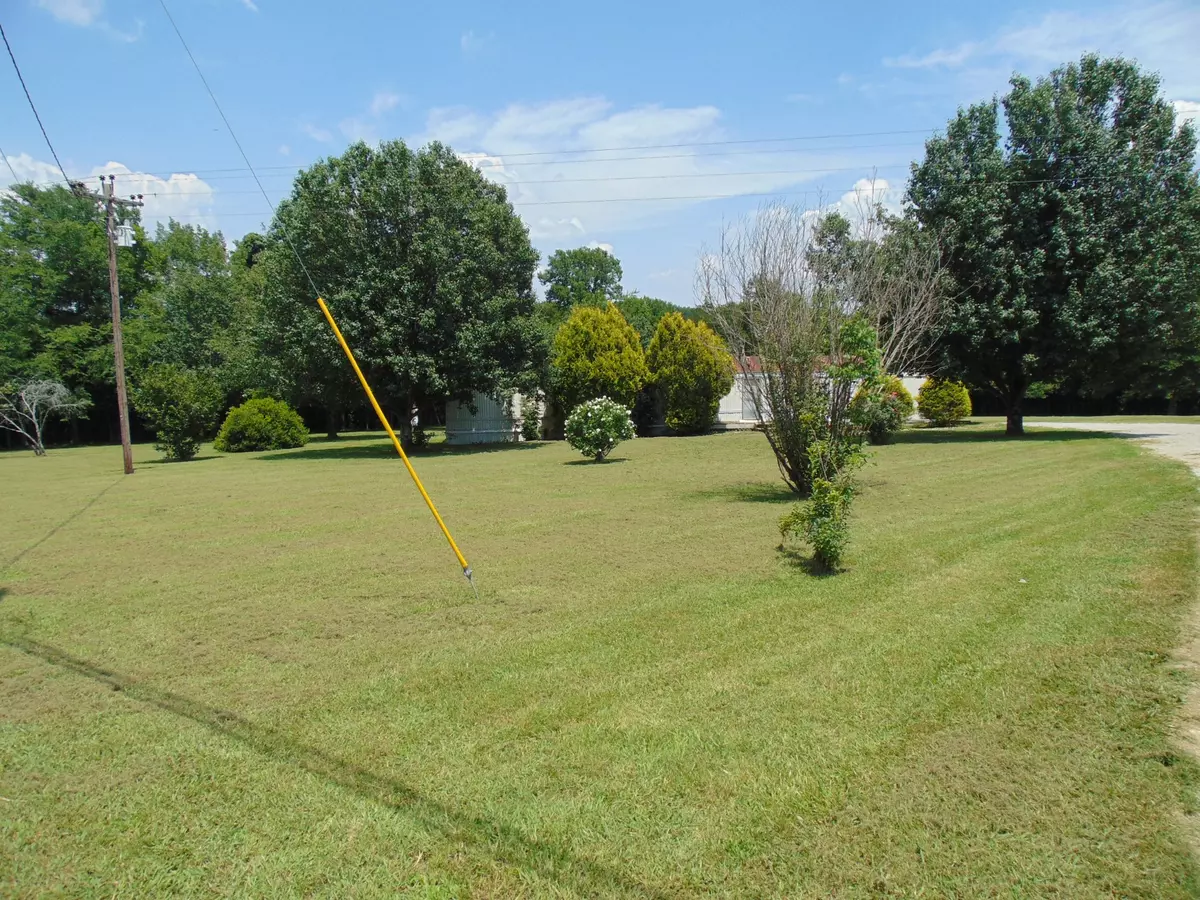 Lewisburg, TN 37091,1361 Yell Rd