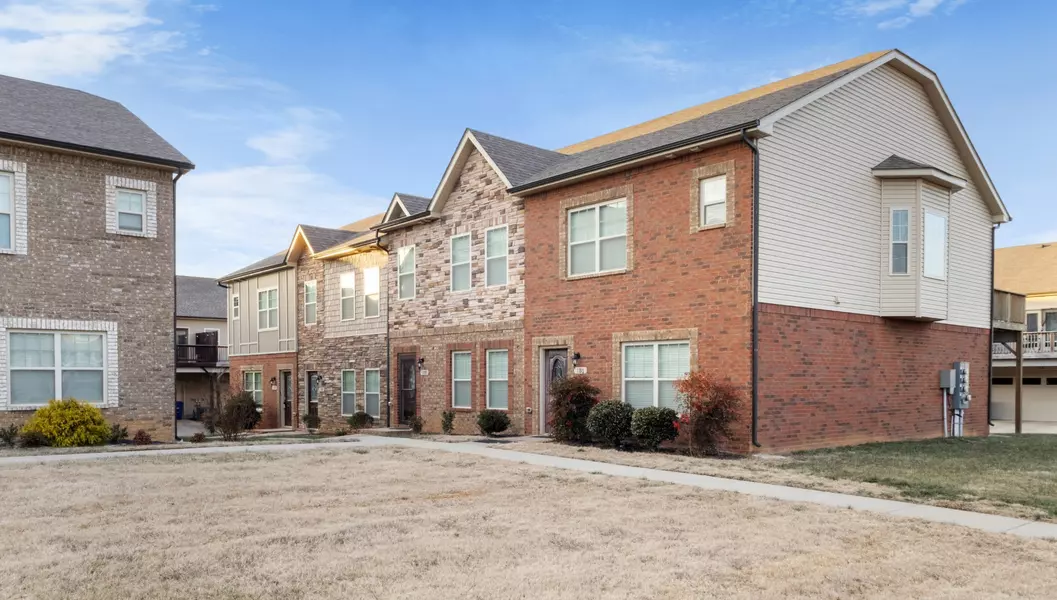 177 Dundee Dr, Clarksville, TN 37043