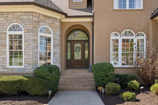 Nashville, TN 37221,8217 W Chase Ct