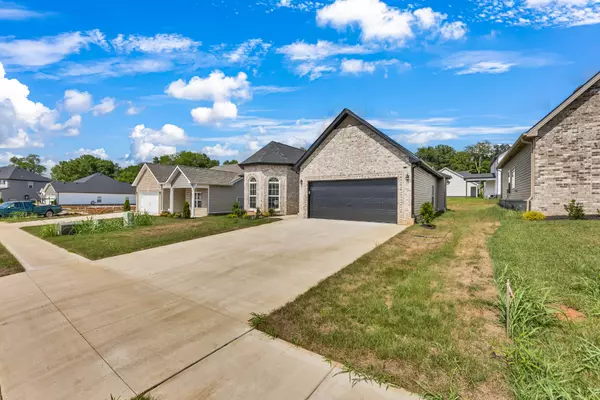 Clarksville, TN 37042,568 Ayden Ln