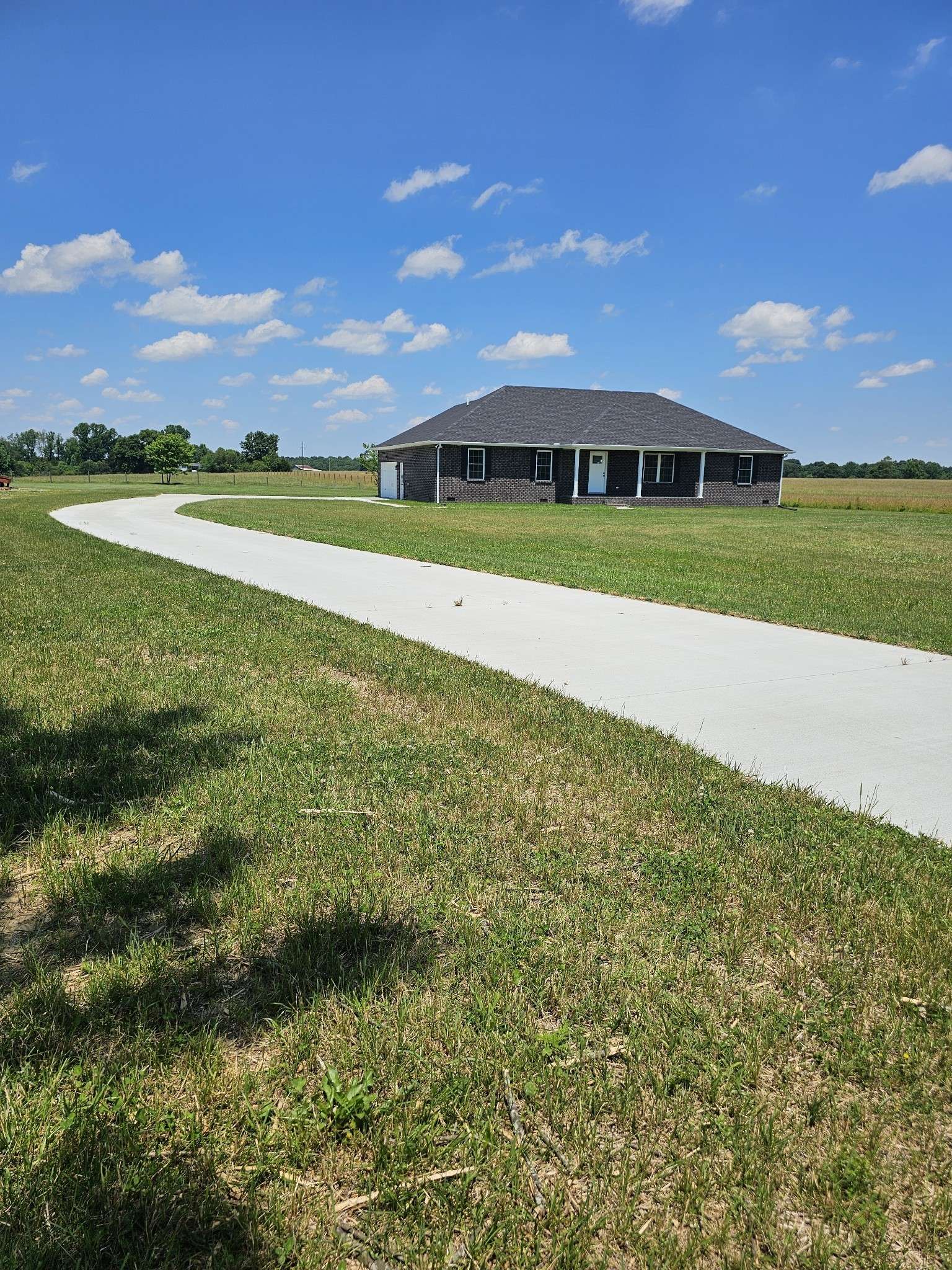 Lafayette, TN 37083,3101 Galen Rd