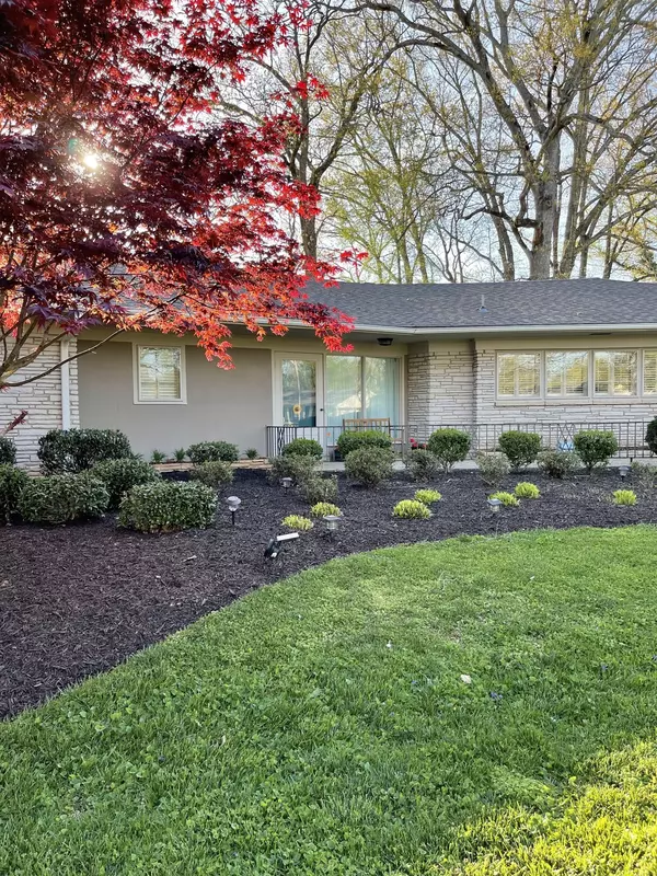 211 Admiral Cir #N, Lawrenceburg, TN 38464