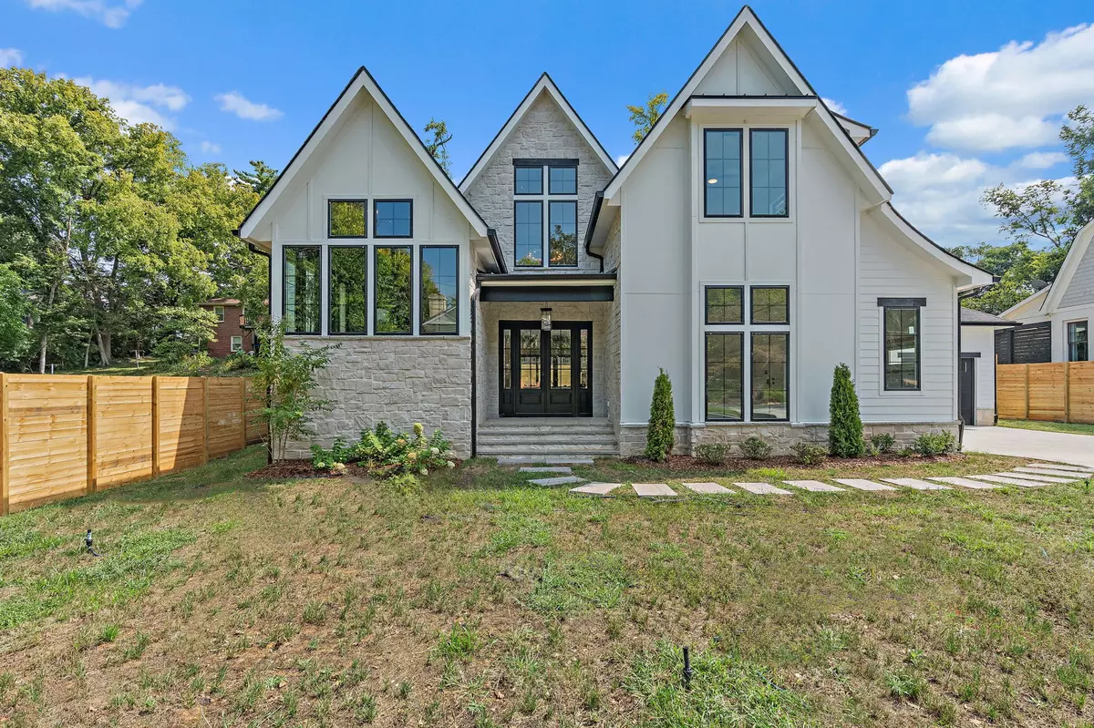 Nashville, TN 37215,2911 Wellesley Trace