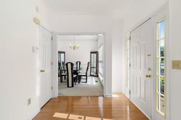 Nashville, TN 37209,817 Cedar Crest Dr