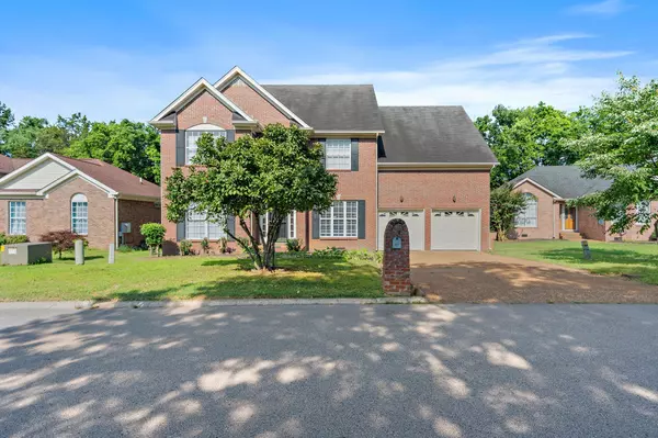 Nashville, TN 37209,817 Cedar Crest Dr