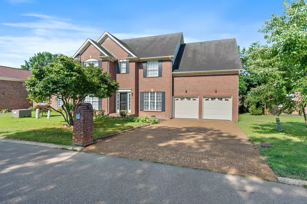 Nashville, TN 37209,817 Cedar Crest Dr