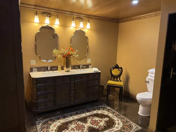 Nashville, TN 37221,306 Chimney Hl