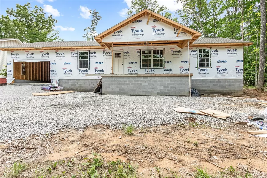 6036 Seneca Trl, Crossville, TN 38572